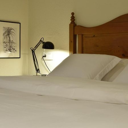 Hostal Can Maret Vilademuls ภายนอก รูปภาพ